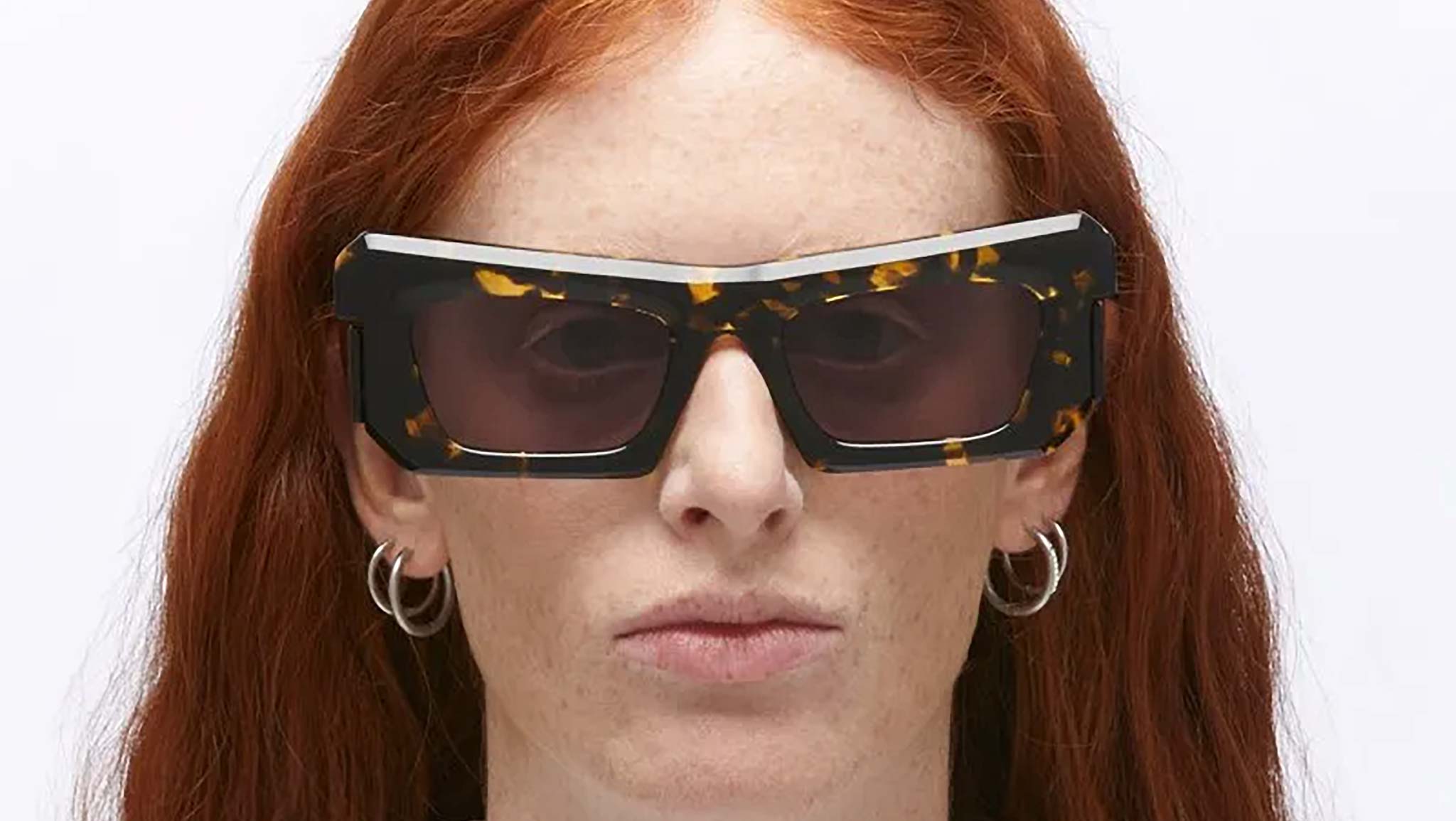 8057509365569_6.jpg